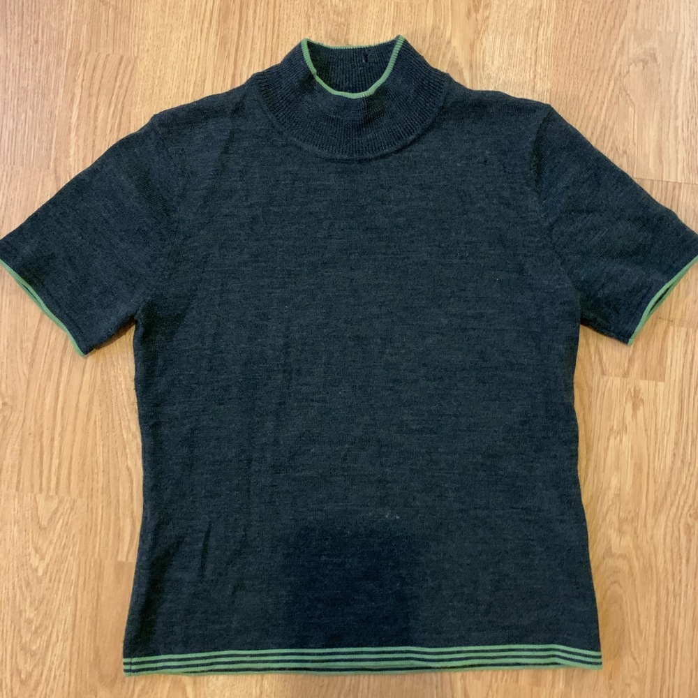 Tahari Short Sleeve Turtleneck